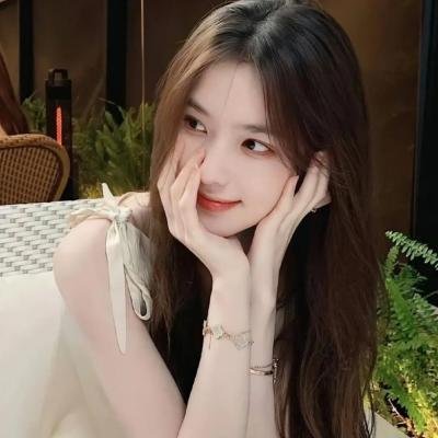 彩云妃子 封面