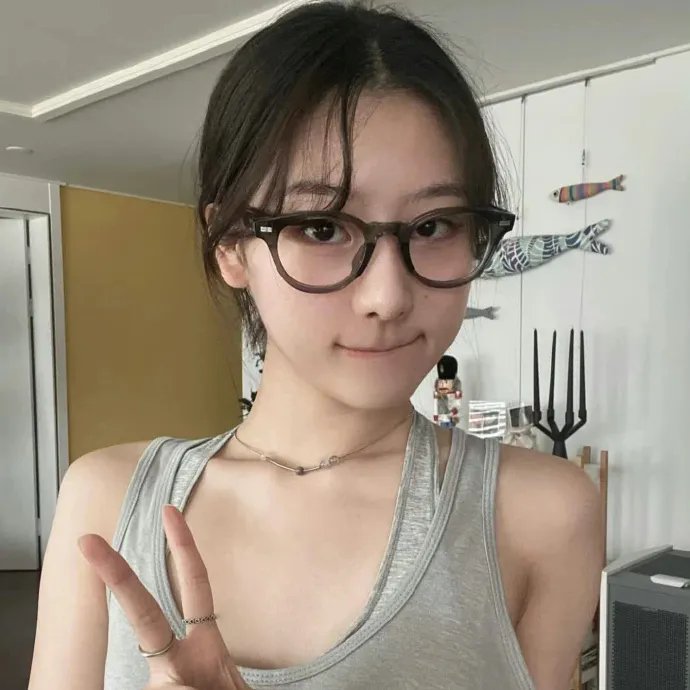 学校的墙不见了 封面